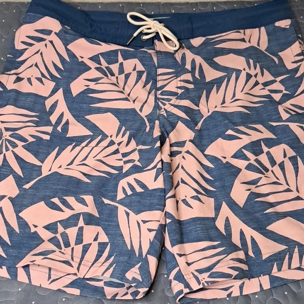 American Eagle pink and blue board shorts size large